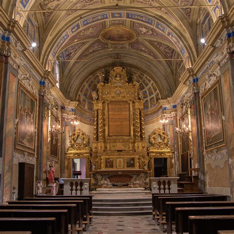 Dettaglio della facciata barocca della Chiesa della Santissima Annunziata