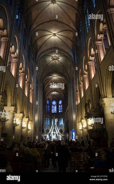 Interno della Cattedrale di Bristol, foto ampia navata principale