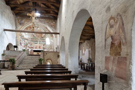 Veduta esterna della Basilica di San Michele Arcangelo a Oleggio