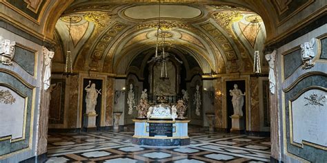 Interno delle Tombe Reali di Casa Savoia nella Cripta di Superga