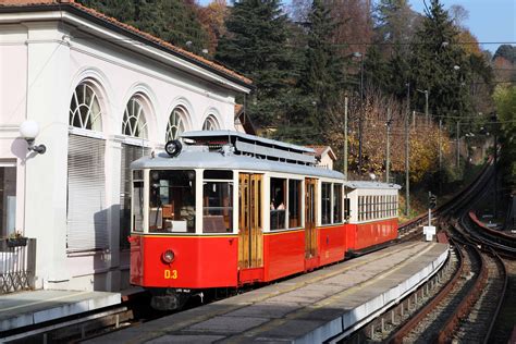 Il Tramvia a dentiera Sassi-Superga con le carrozze storiche