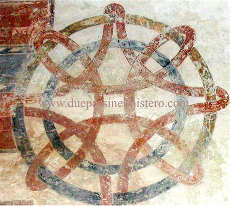 Dettaglio della Rosa di Staffarda