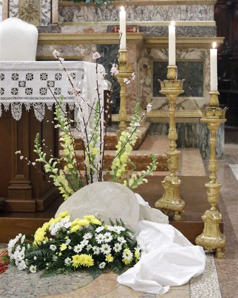 Foto: Cero Pasquale con addobbi floreali per Pasqua