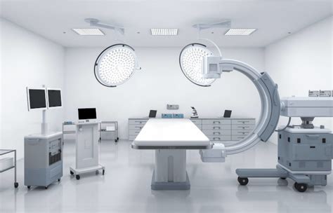 Foto di apparecchiature elettromedicali in un ambiente ospedaliero