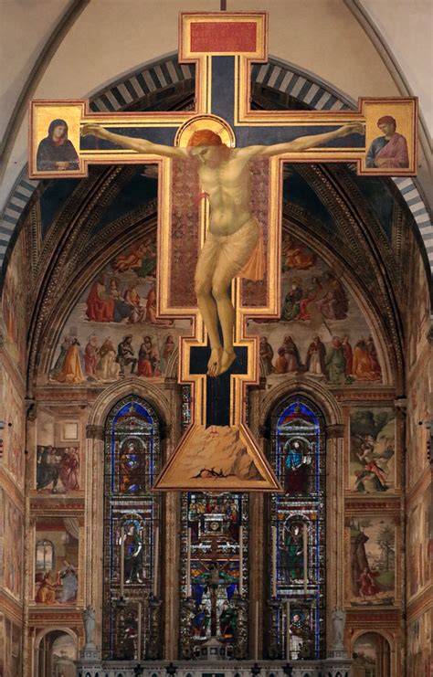 Veduta d'insieme del Crocifisso di Giotto conservato nella Basilica di Santa Maria Novella a Firenze