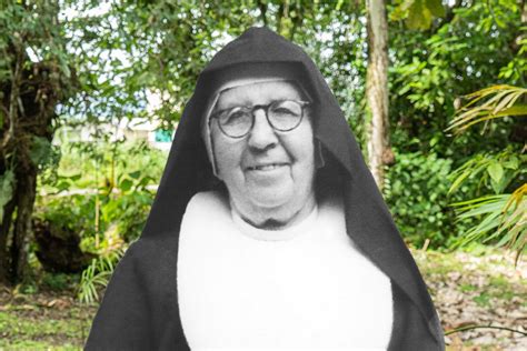 Foto di Suor Roxana Rodriguez nel giorno della sua professione religiosa