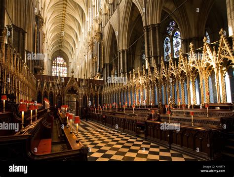 Interno della navata gotica dell'Abbazia di Westminster