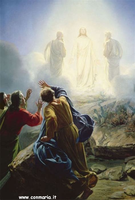 Gesù si trasfigura sul Monte Tabor con Mosè ed Elia, mentre Pietro, Giacomo e Giovanni lo osservano.