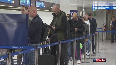 Il gate dedicato ai Ferragnez all'aeroporto di Linate.
