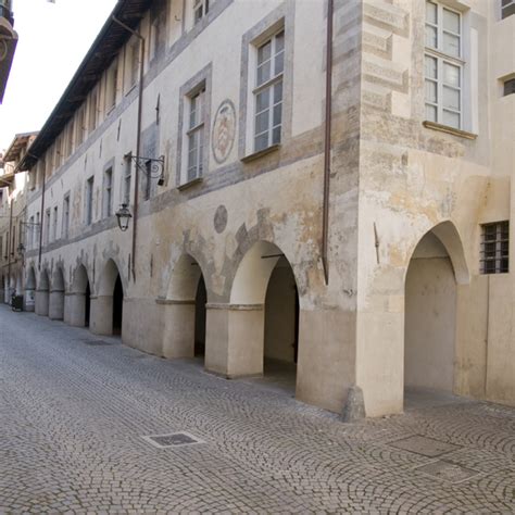 Facciata del Palazzo dei Vescovi di Saluzzo