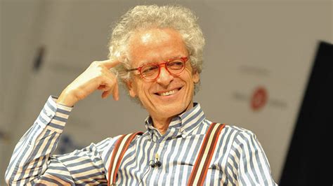 Ritratto di Enrico Rampini, con riferimento al suo ruolo di vescovo e cardinale.