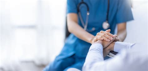 Schema che illustra l'integrazione tra cura medica e assistenza spirituale