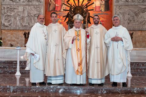 Foto d'epoca o ritratto commemorativo di don Virgilio Icardi, sacerdote e partigiano della formazione «Italicus».