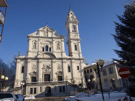 Chiesa parrocchiale di Santena, luogo della celebrazione