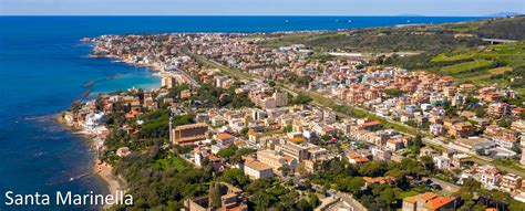 Panoramica della costa di Santa Marinella con il mare