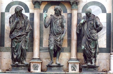 Gruppo bronzeo della Predica del Battista di Gianfrancesco Rustici al Battistero di Firenze