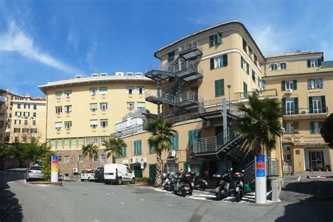 Foto panoramica dell'Ospedale Evangelico Internazionale a Genova