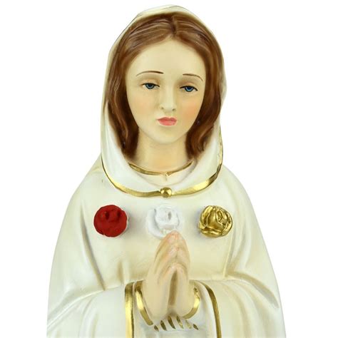 Image of the Madonna as Rosa Mistica with three roses