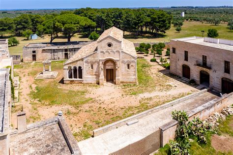 Architettura romanica dell'Abbazia di Santa Maria di Cerrate