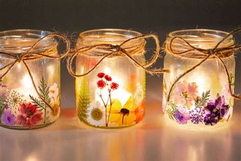 Esempi di barattoli in vetro decorati con elementi in fimo