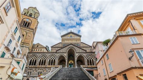 Veduta storica del Duomo di Sant'Andrea ad Amalfi con la cripta