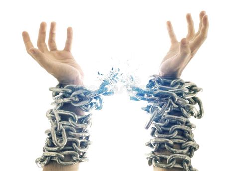 Mani che depongono catene rotte a simboleggiare la liberazione dal peccato