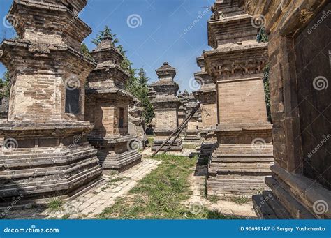 Il monastero di Shaolin situato sui pendii del Monte Songshan.