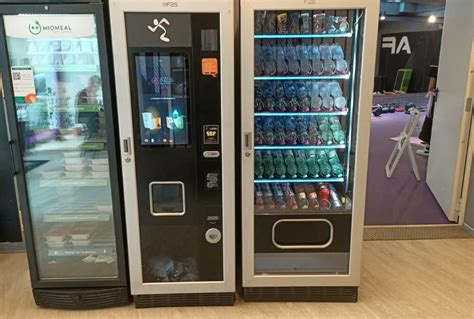 Immagine di distributori automatici in un ospedale