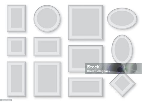 Foto di cornici rotonde di diverse dimensioni e materiali