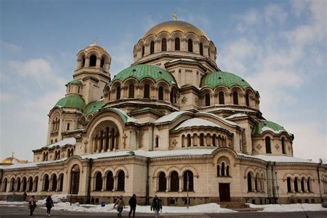 Vista esterna della Cattedrale di Sant'Aleksandr Nevskij a Sofia, Bulgaria