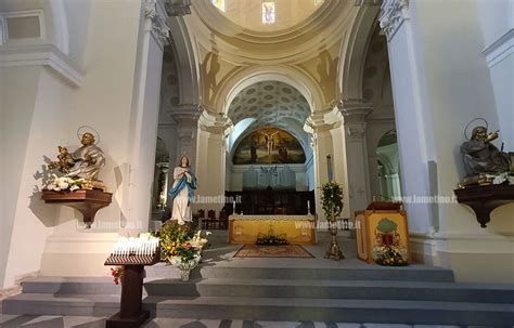 Interno della Chiesa della Veterana a Lamezia Terme