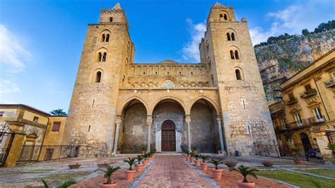 Ritratto di Don Domenico Messina o immagine della Basilica Cattedrale di Cefalù