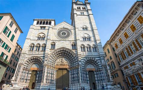 Infografica sulla stratificazione archeologica sotto la Cattedrale di San Lorenzo