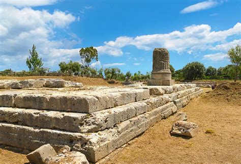 Rappresentazione artistica del Santuario di Afrodite a Locri Epizefiri