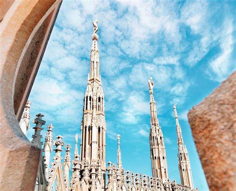 Dettaglio del coro intarsiato del Duomo di Milano