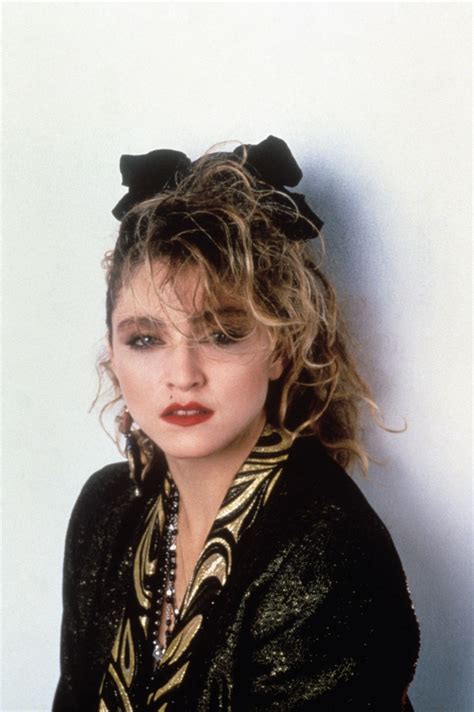 Madonna negli anni '80, con un look iconico e audace