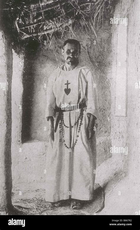 Ritratto di Charles de Foucauld nel deserto