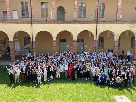 Foto di gruppo degli animatori e seminaristi che hanno accompagnato i pellegrini