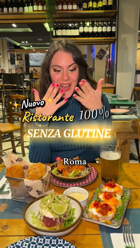 illustrazione di amici che condividono un pasto con opzioni senza glutine