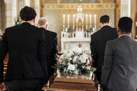 illustrazione storica di un rito funebre cristiano