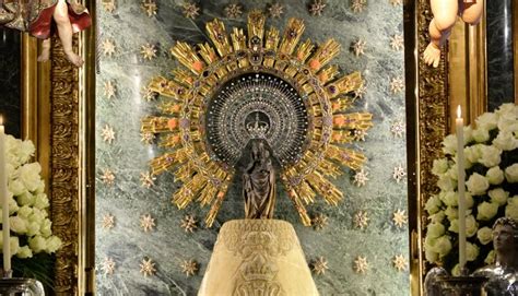 Dettaglio del Pilastro e dell'immagine della Vergine Maria del Pilar
