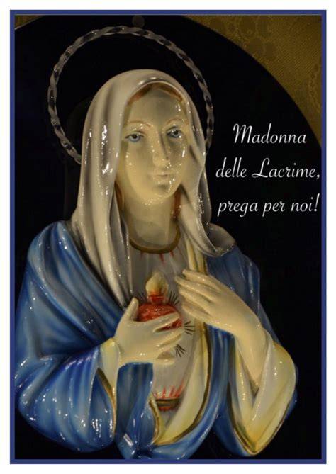 Icona della Madonna delle Lacrime con una singola lacrima
