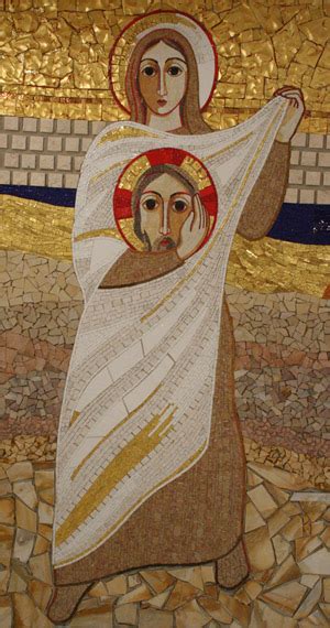 mosaico di Padre Rupnik nel Porticale