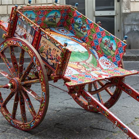 Foto di un carretto siciliano decorato