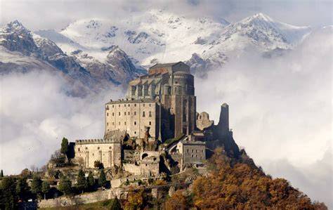 Foto aerea della Sacra di San Michele