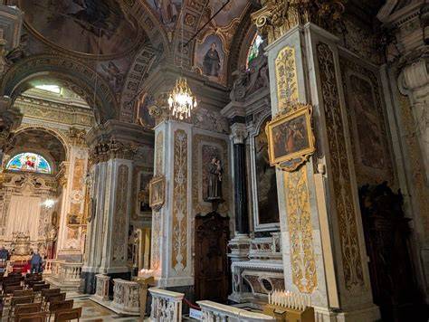 Interno decorato della Chiesa di San Lorenzo Martire, Santa Margherita Ligure