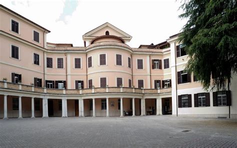 Foto esterna dell'Istituto Sacro Cuore di Palazzolo